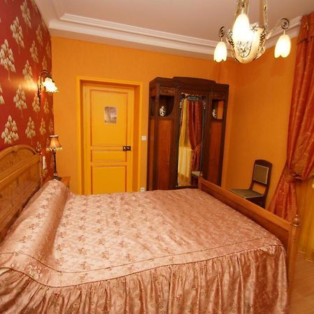 مبيت وإفطار Saint-Samson-de-Bonfossé Le Manoir Des Arts المظهر الخارجي الصورة
